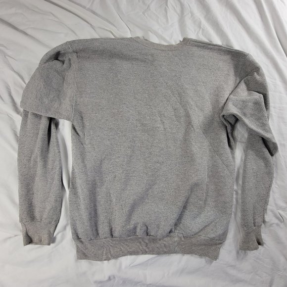 Disney X Hanes Adults Medium Gray Pullover Sweater Long Sleeve Winter Warm - Picture 2 of 9